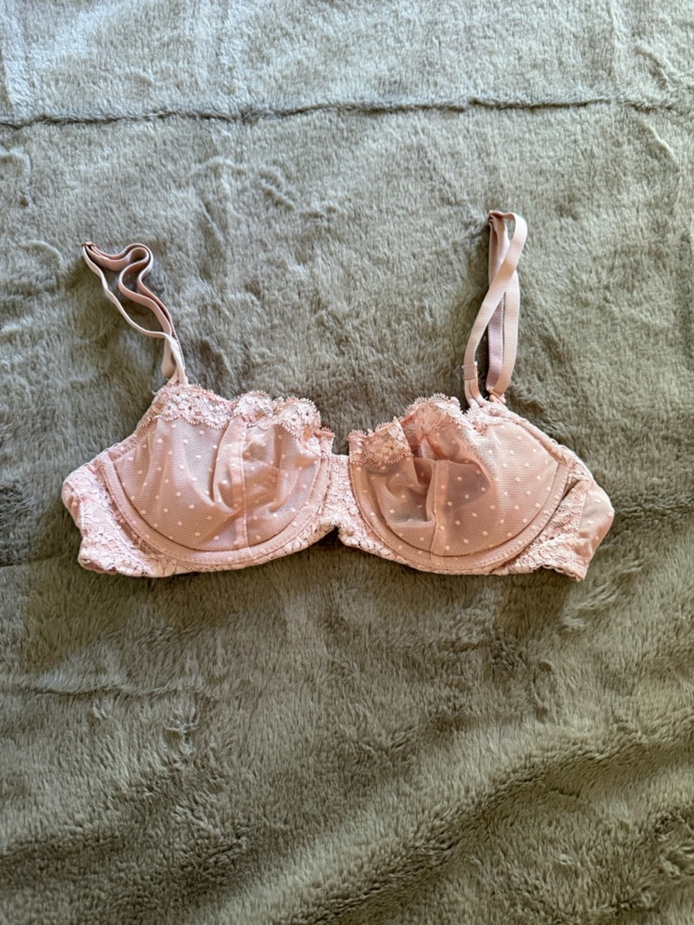 Victoria's Secret Pink Lace Underwire Bra